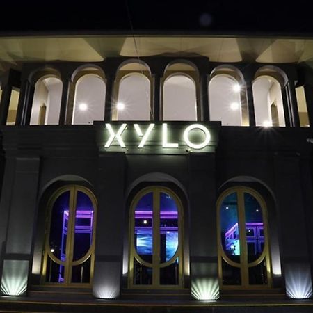 La Palazzo - Across Uptown Mall & Grand Hyatt Bgc Taguig Exterior foto