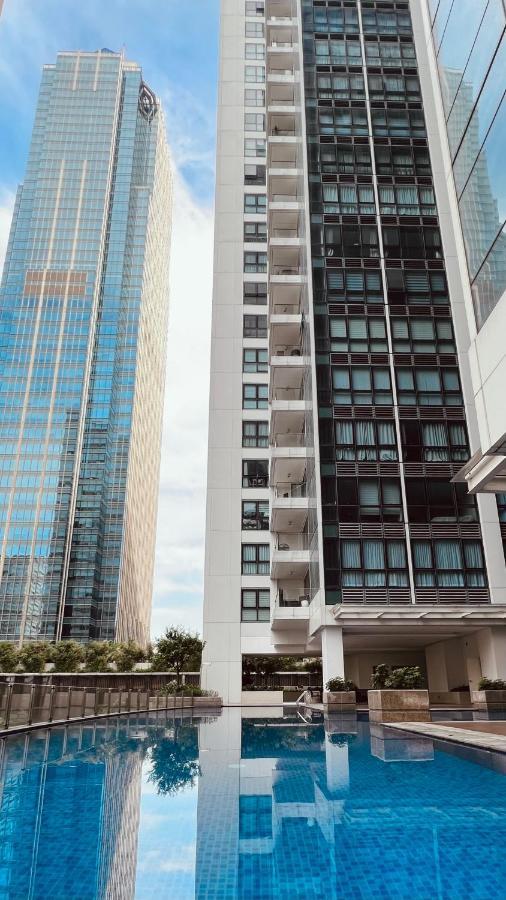 La Palazzo - Across Uptown Mall & Grand Hyatt Bgc Taguig Exterior foto